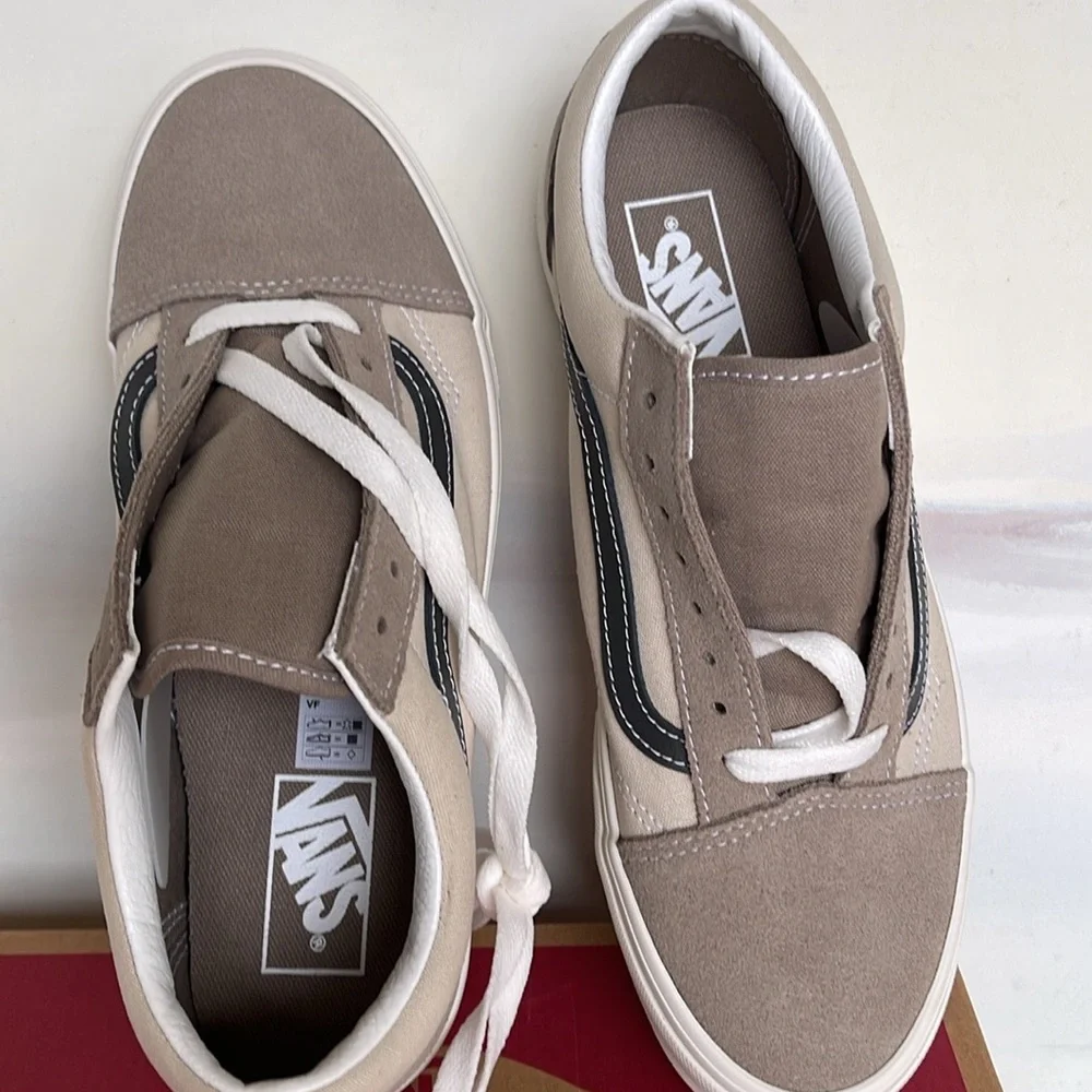 Vans Men’s Old Skool Earth Tones Moon Rock VN0007NTCH8 Sneakers